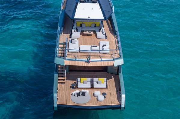Wally 85' Rental in Miami thumbnail 3