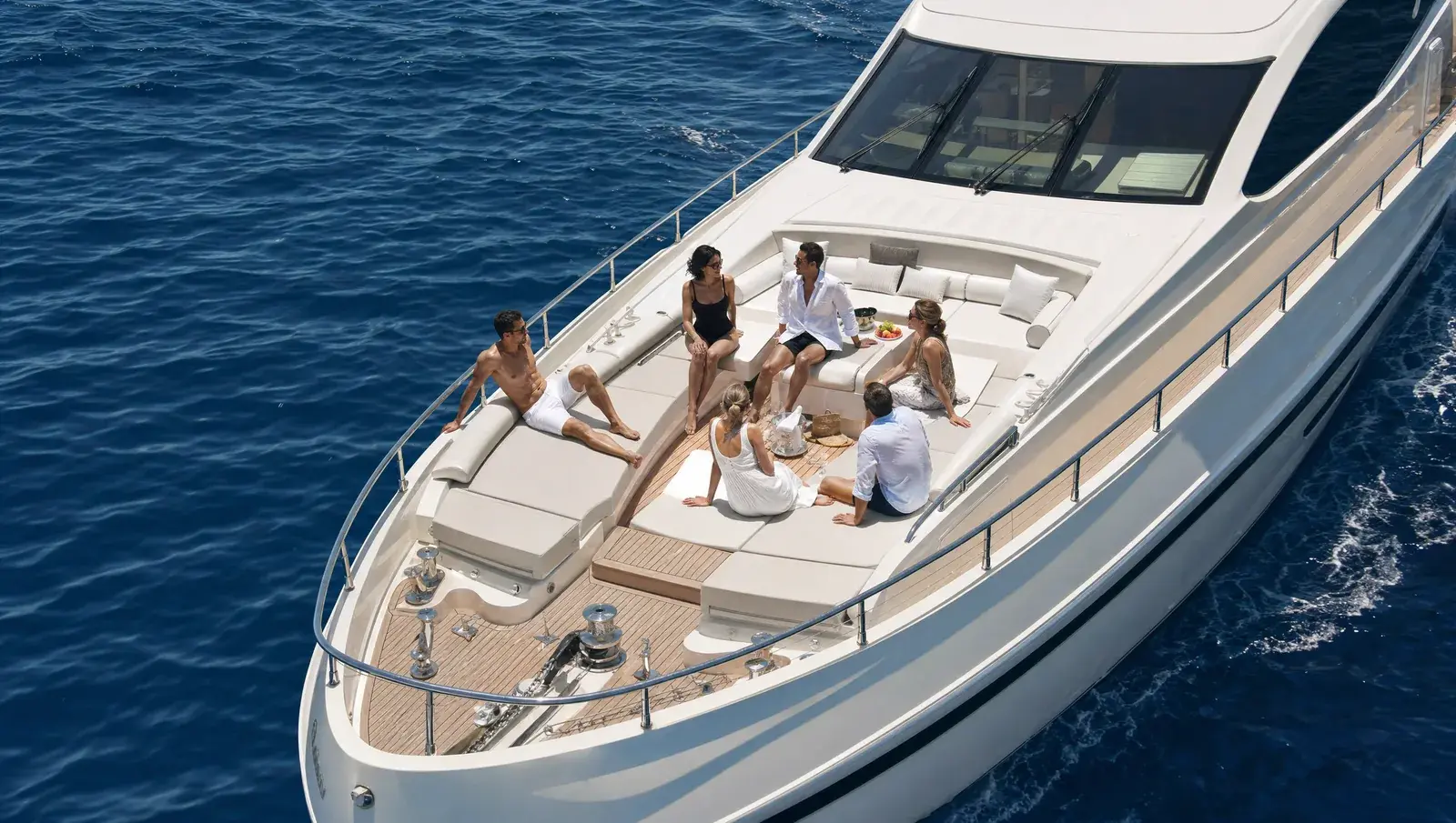 How Many Guests Fit? Miami Yacht Capacity by Size