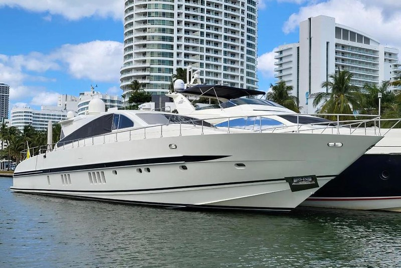 Leopard 94' Rental in Miami - Image 1